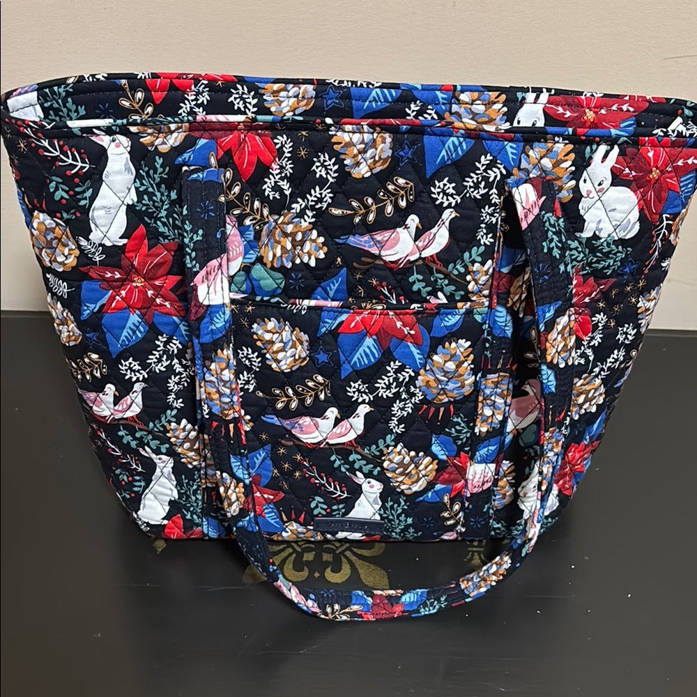 Small Vera Tote - winter forest